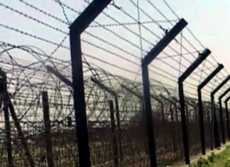 সাতক্ষীরা সীমান্তে ১৫ বাংলাদেশিকে হস্তান্তর করল বিএসএফ